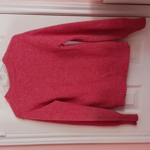 VINTAGE CHARLESTOWN SPORTSWEAR LIGHT RED SWEATER - Picture 3 of 5